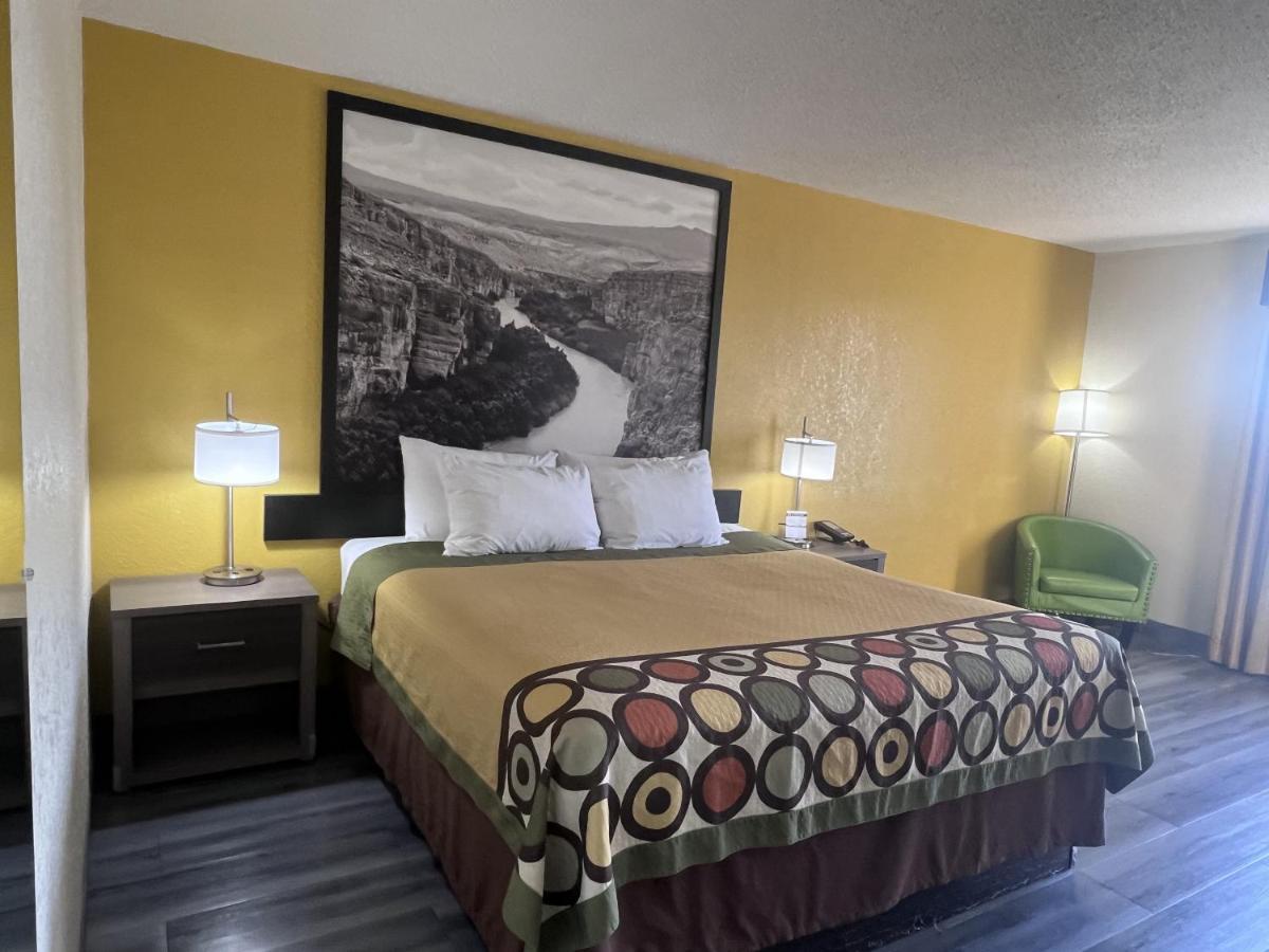 Super 8 By Wyndham Ft Stockton Motel Fort Stockton Buitenkant foto