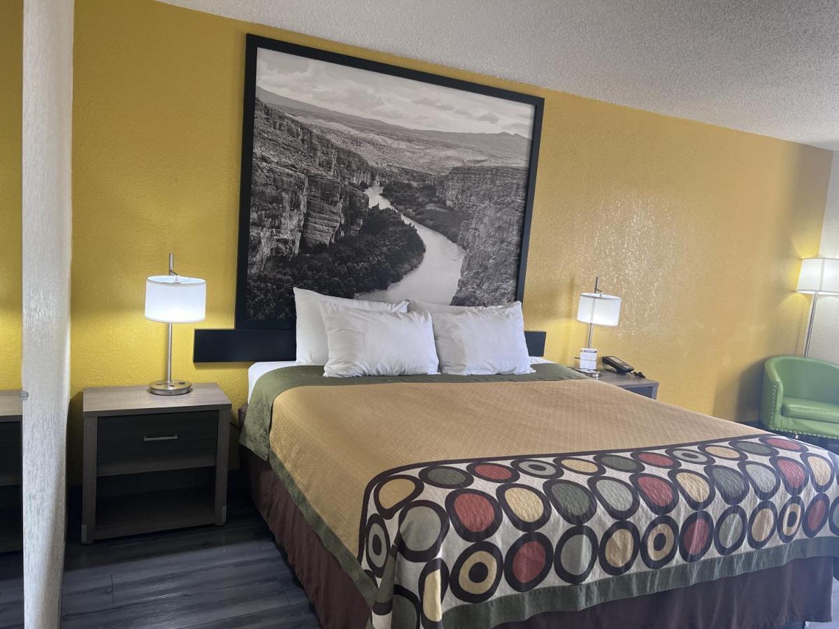 Super 8 By Wyndham Ft Stockton Motel Fort Stockton Buitenkant foto