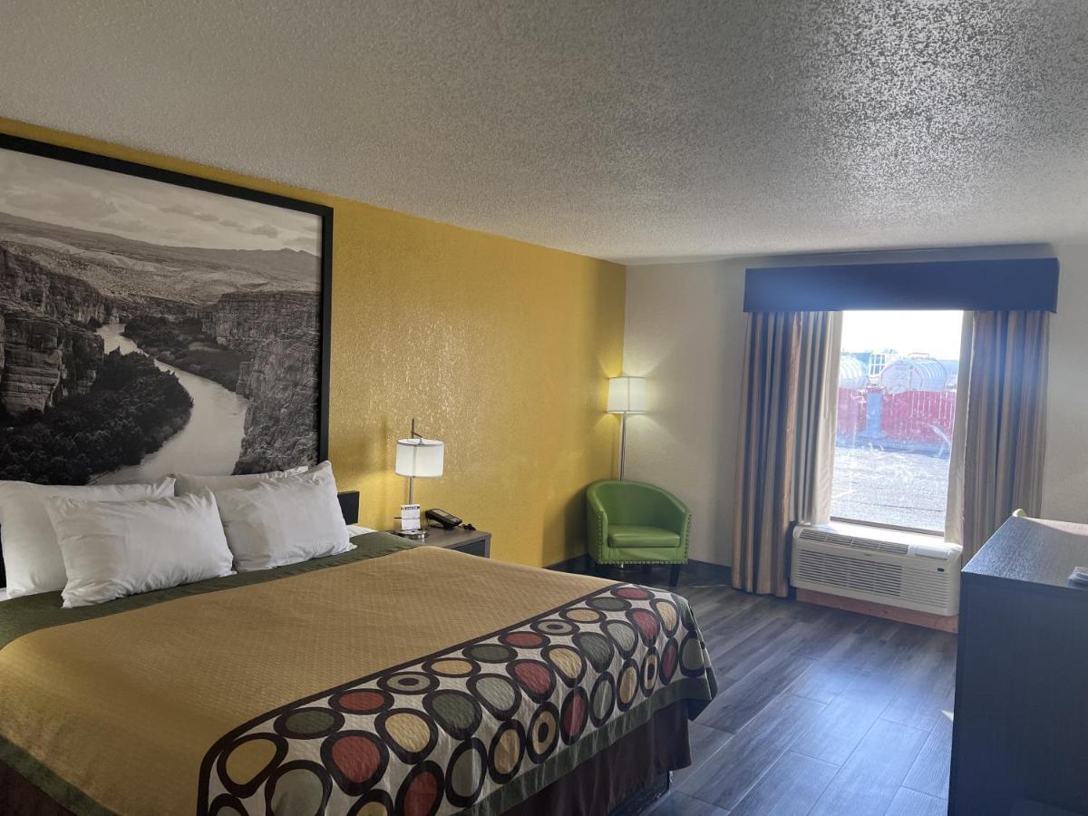 Super 8 By Wyndham Ft Stockton Motel Fort Stockton Buitenkant foto