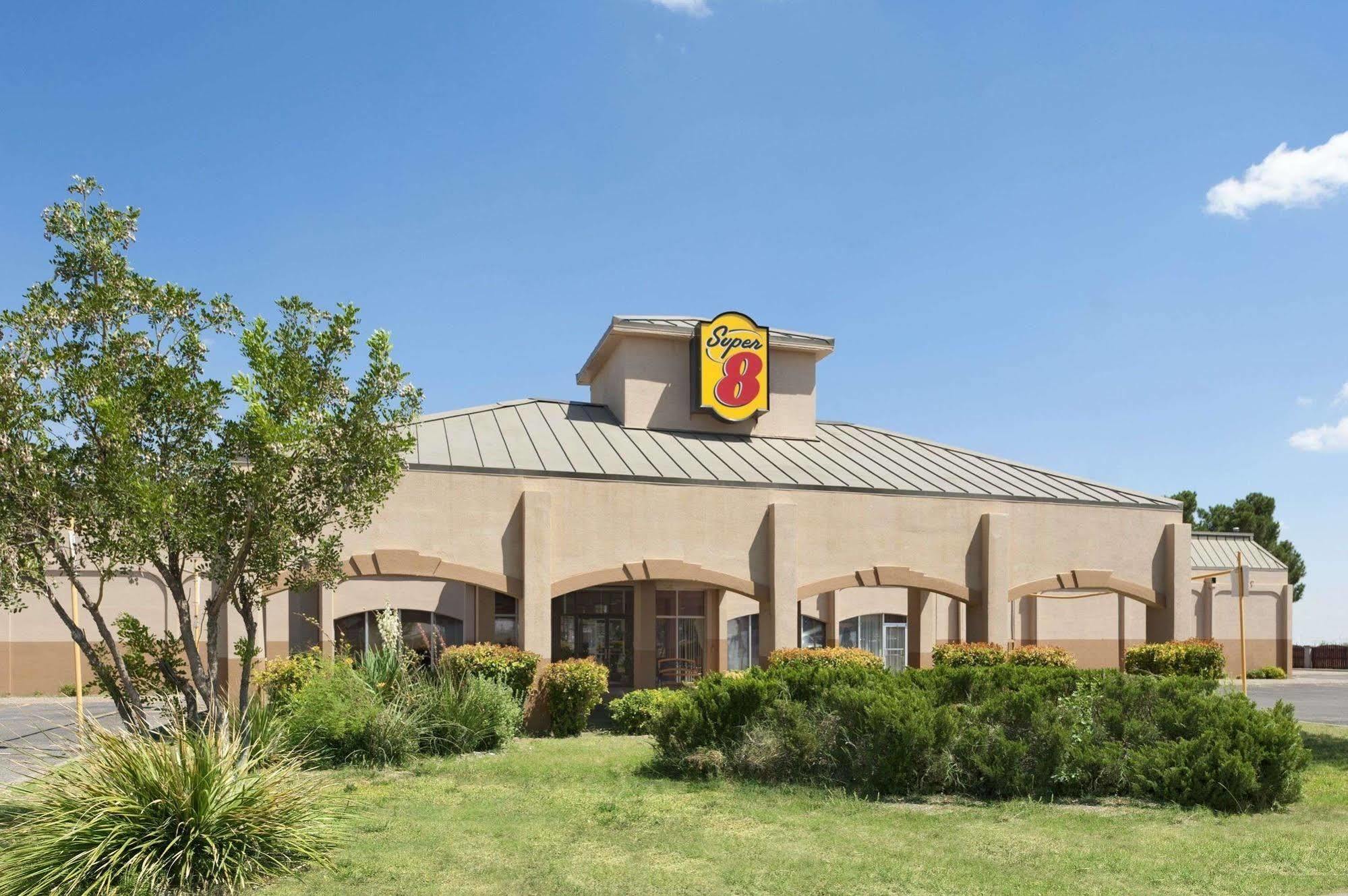 Super 8 By Wyndham Ft Stockton Motel Fort Stockton Buitenkant foto